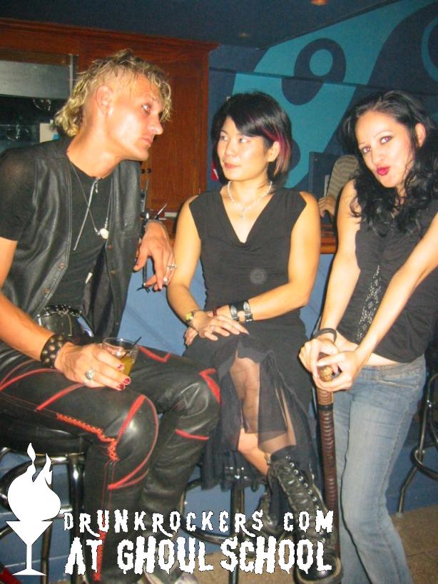 GHOUL_SCHOOL_SEPT_8_04_218_P_.JPG